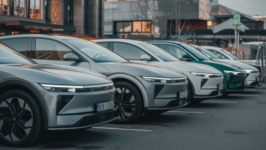 Voitures électriques en panne de croissance : la France veut freiner les sanctions européennes